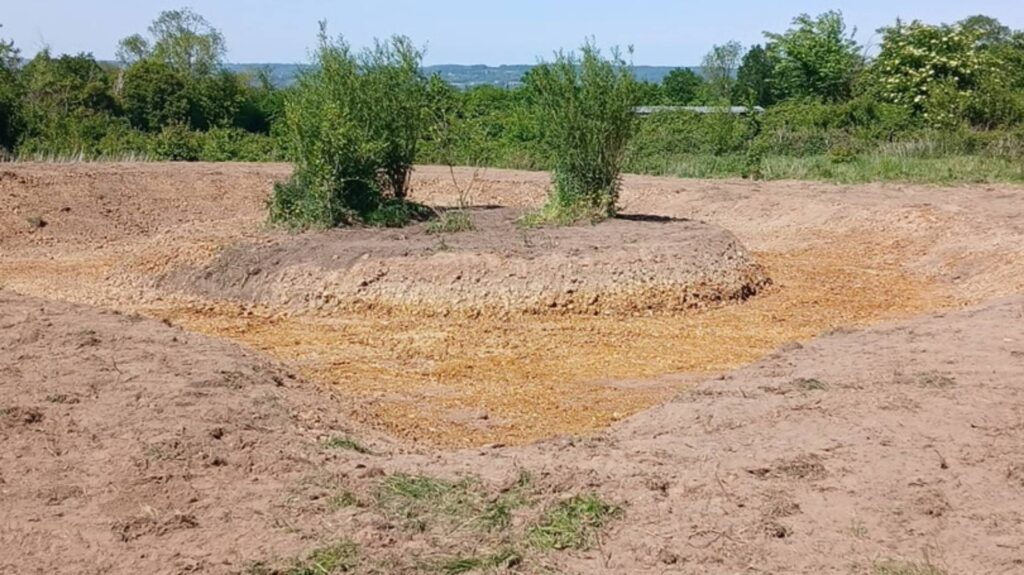 Création d'un étang à Beaumont en Auge